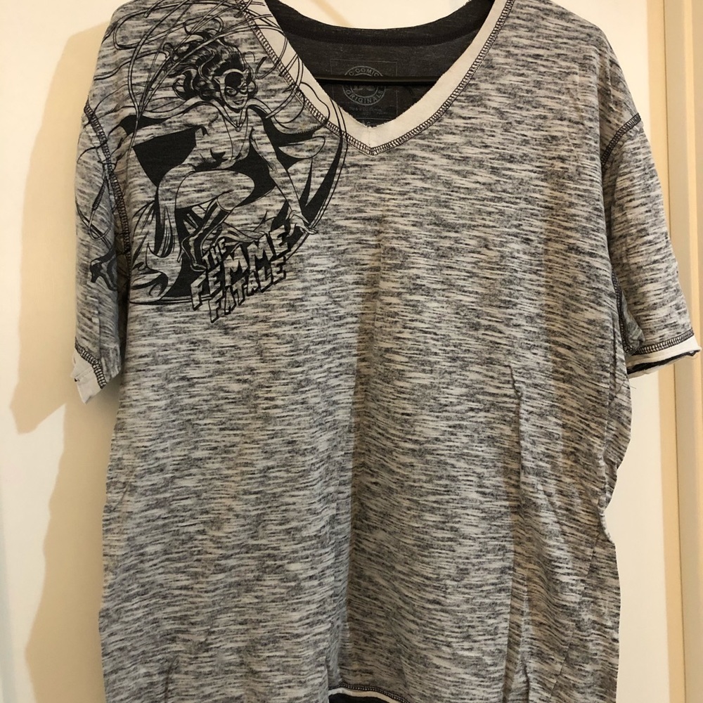 Marc Ecko Vneck